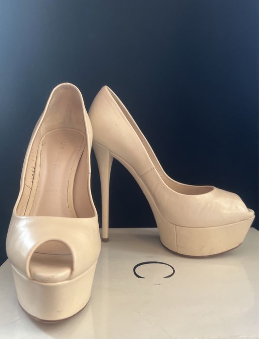 Дизайнерские туфли Casadei