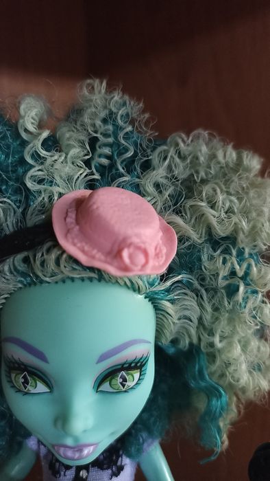 Монстер Хай/Monster High/Кукла/Продам/Хани Свомп