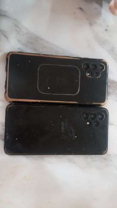 Продам 2 телефона