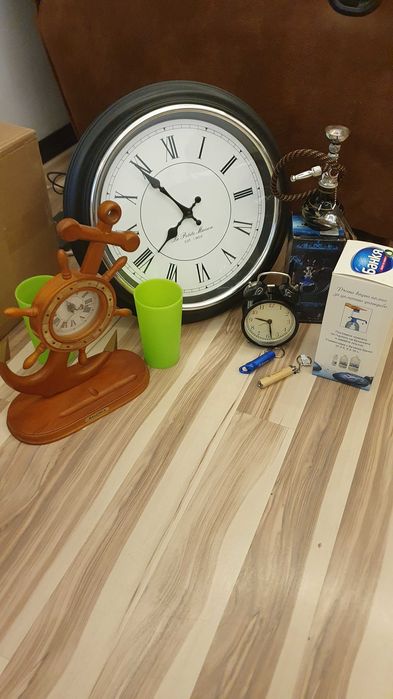 Часовник - 3 броя и други