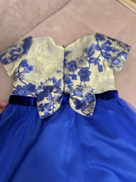 Нарядные платья