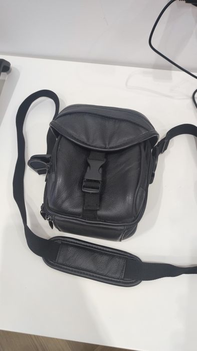 Продам сумку для фотоаппарата