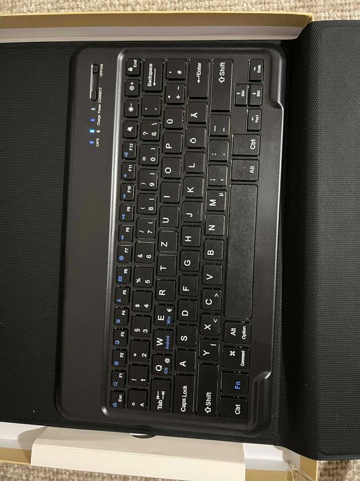 Husă cu Tastatură Bluetooth EasyAcc – Samsung Galaxy Tab A9 (8.7")