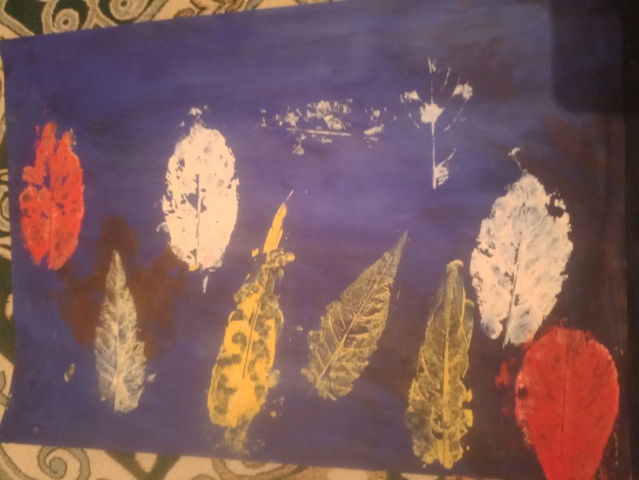 Қолдан салынған суреттер сатылады