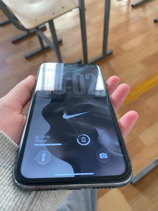 iphone11 64гб…..