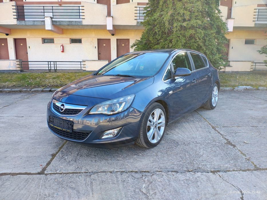 Vând Opel Astra j Model Cosmo Automată 2.0 CDTI  Euro 5