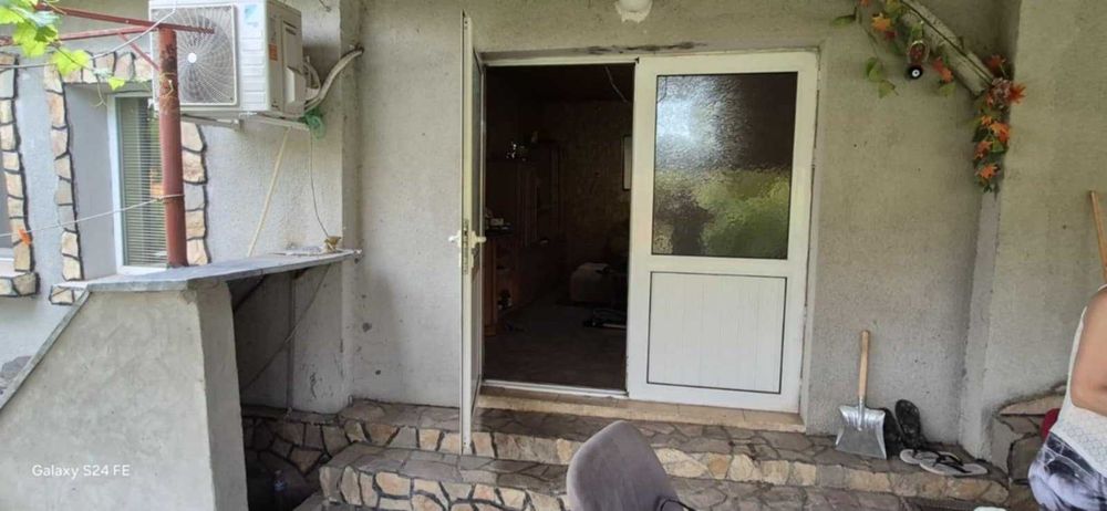 КЪЩА - с. Гиген обл. Плевен