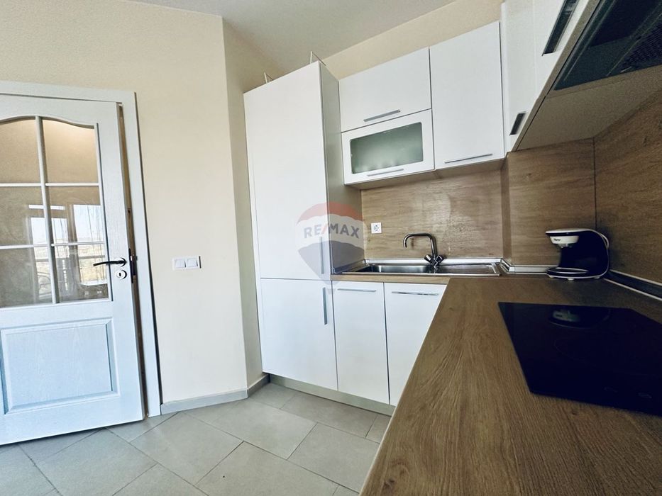 Дава се под наем Тристаен апартамент в Балчик - 88 кв.м за 600 € - Снимка #3