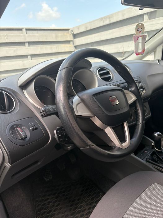 Seat Ibiza 1.2 tdi, manuala, 2011