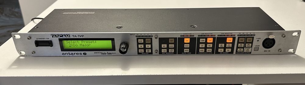 Vand procesor voce Tascam TA-1VP