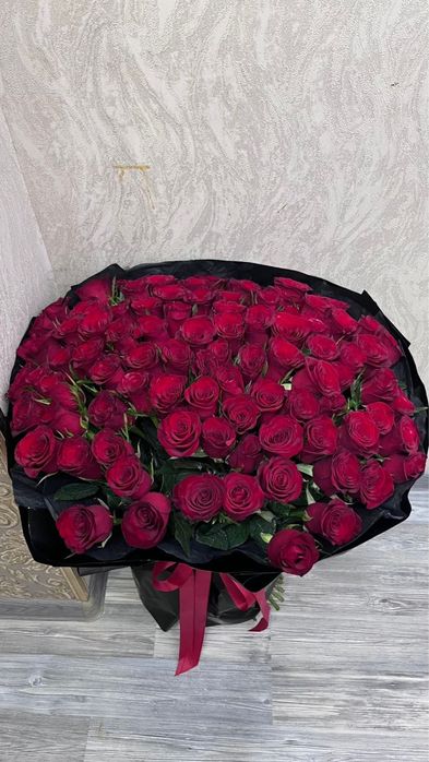 Роза актау 101 шт красный