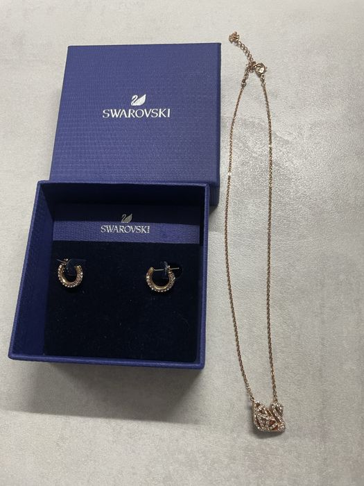 Swarovski комплект огърлица и обеци