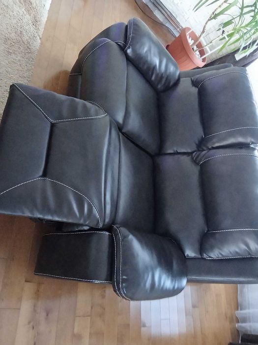 Canapea 2 locuri recliner, noua, 2000 ron