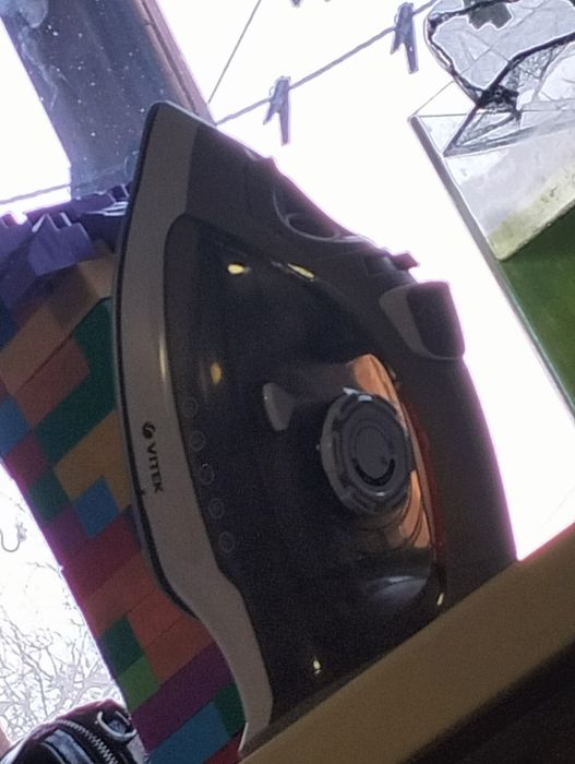 Утюг работает Витёк