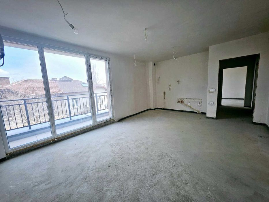 Продава се Двустаен апартамент в София, Център - 70 кв.м за 2500 €/кв.м - Снимка #1