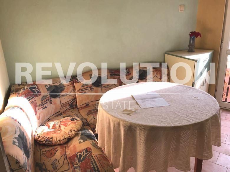 Дава се под наем Двустаен апартамент в Варна, Владислав Варненчик - 45 кв.м за 300 € - Снимка #1