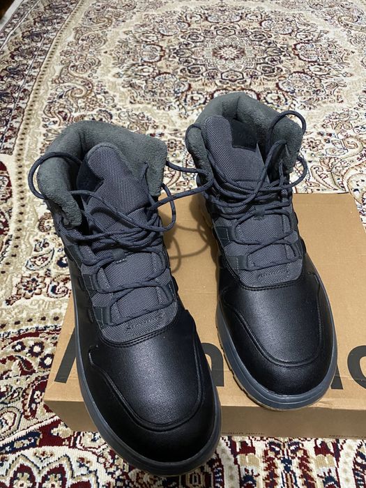 Кроссовки Adidas размер 47 (новые)