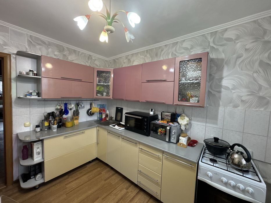 Продам кухонный гарнитур