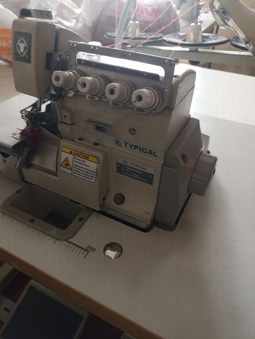 Продам оверлок 5 ниток