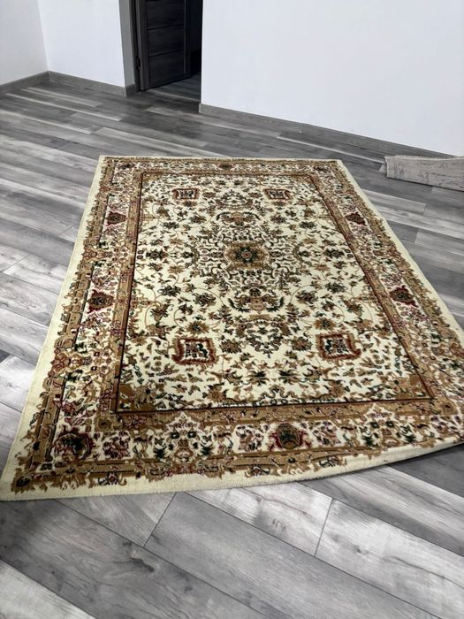 Продам ковер срочно