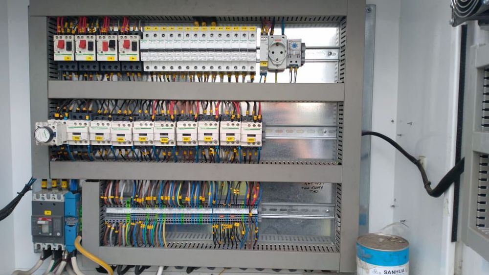 Ремонт промышленных холодильников и горок