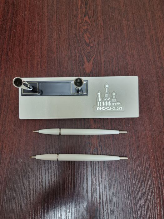 Сувенирный набор  ручек