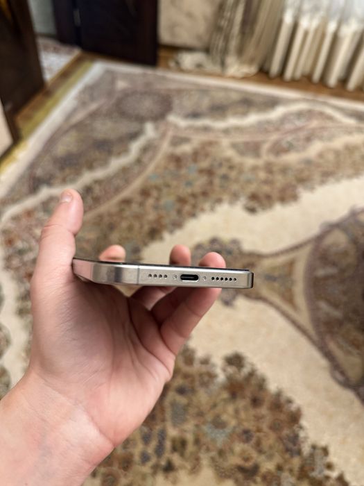 iPhone 15 pro max natural 256 gb