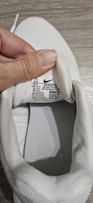 Сникърси Ted Baker и маратонки Nike