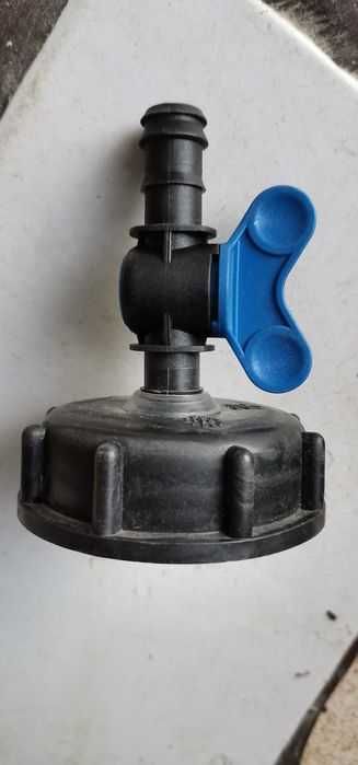 Преходник за бидон 1 тон ibc