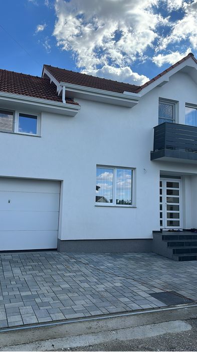 Jgheaburi și burlane din aluminiu dintr-o singura bucata.