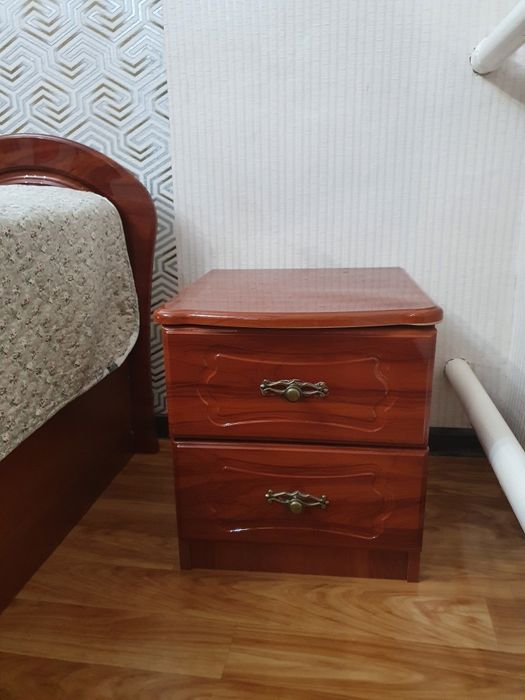 Спальный гарнитур