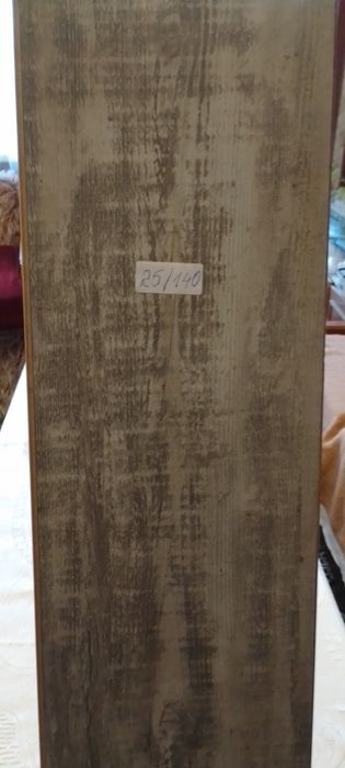 Продавам ламинат и душ кабина