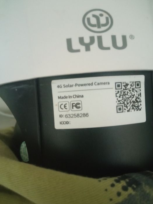 Камера с панел .