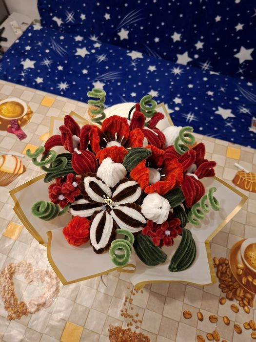 Un buchet plin de culoare si elegata facut cu mare atentie la detalii