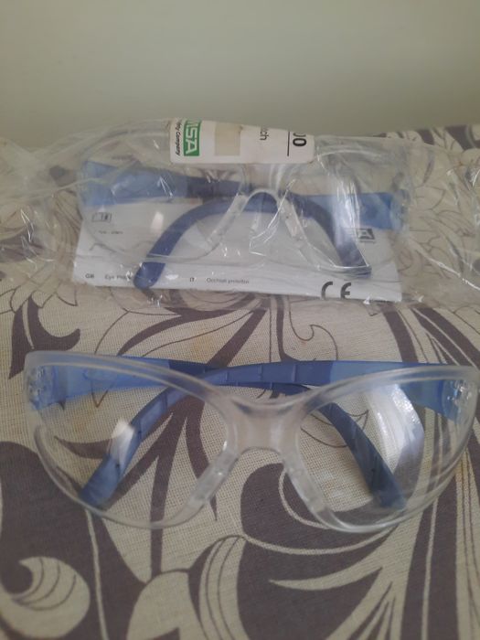 Защитные очки для тех.работ