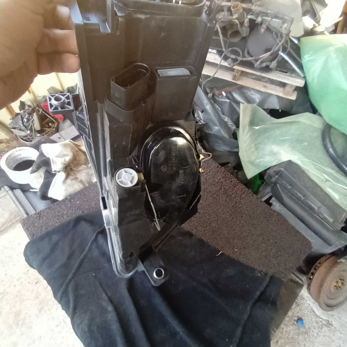 far stanga bi-xenon vw passat b6 3c0941753g impecabil ca nou