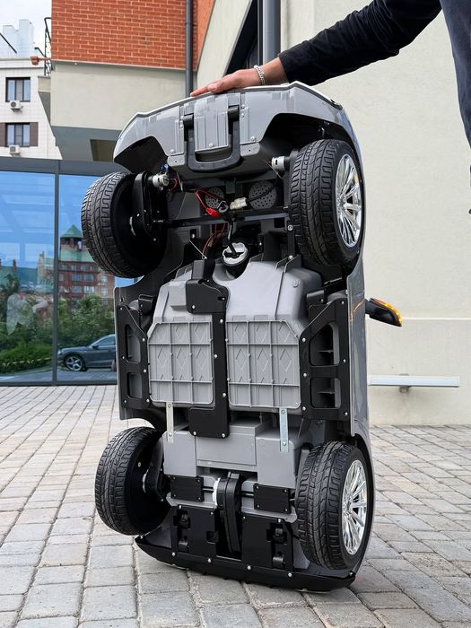 Детский электромобиль Mercedes benz . Полный привод.6 мотор Новое в ко