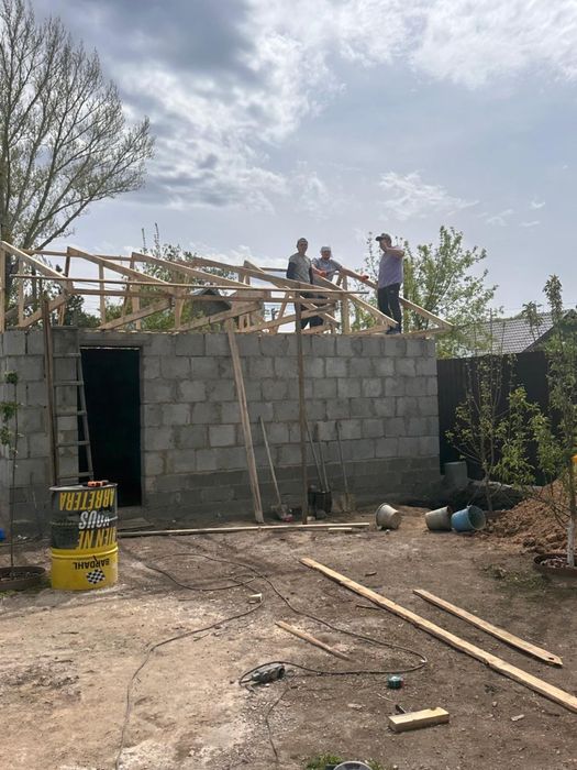 Кровельщики-строители