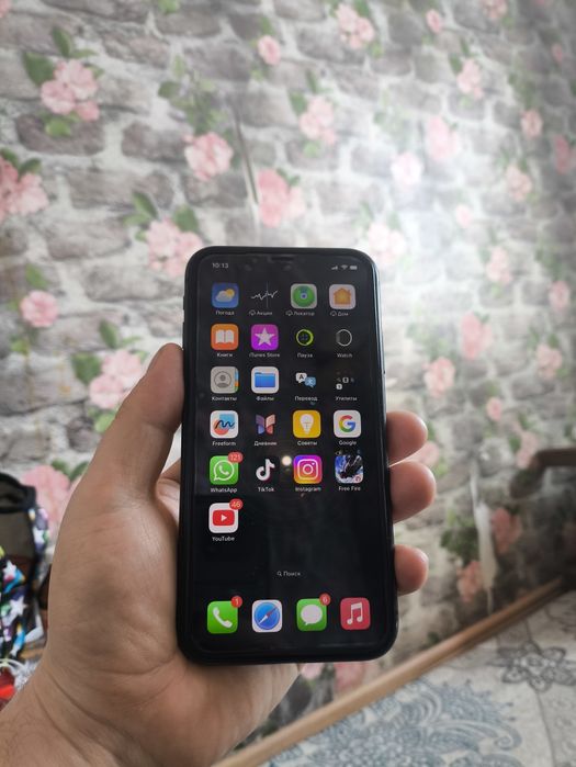 Айфон 11 продам хорошо состаяния