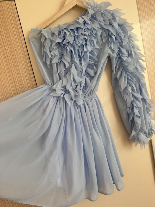 Рокля Mijel размер С S бледосин цвят