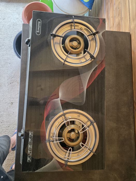 Двоен газов котлон Rosberg R51454GAD, с повърхност от закалено стъкло,