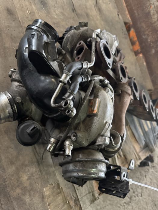 Комплект турбини BMW F11