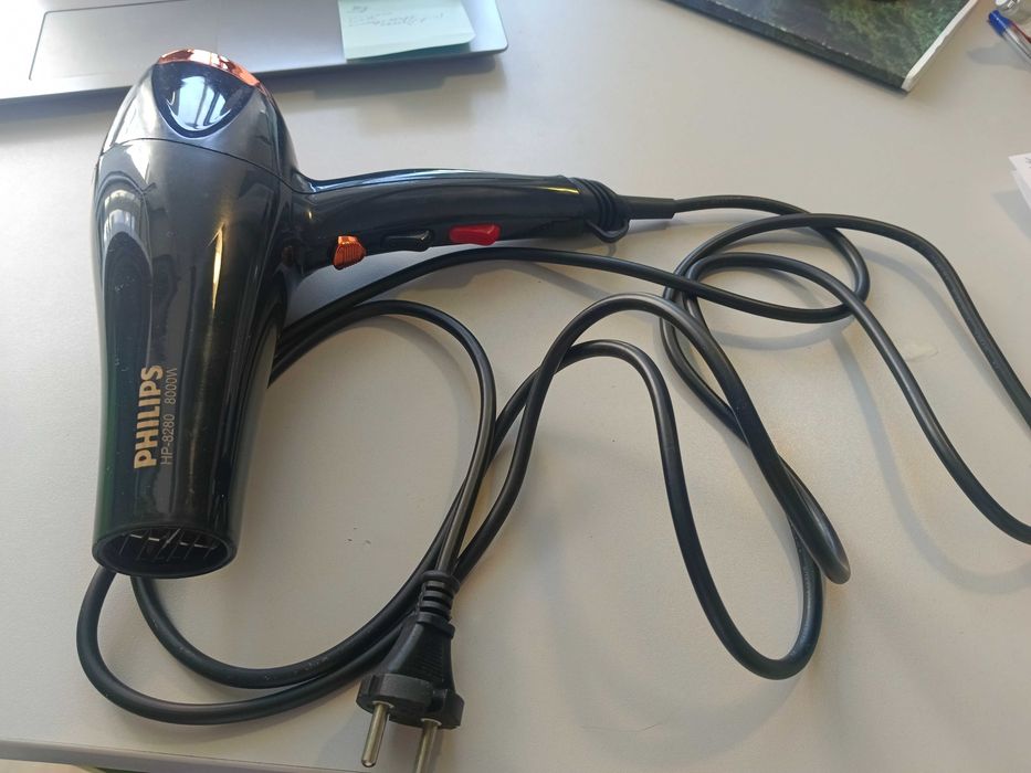 Продаем отличный фен недорого оригинал Philips