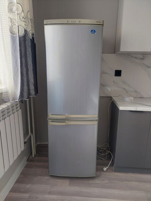 Продам телевизор и холодильник