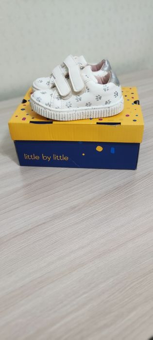 Обувь для девочки 20р.