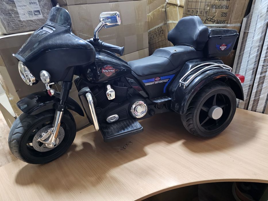 Продам Детский электромобиль и мотоцикл