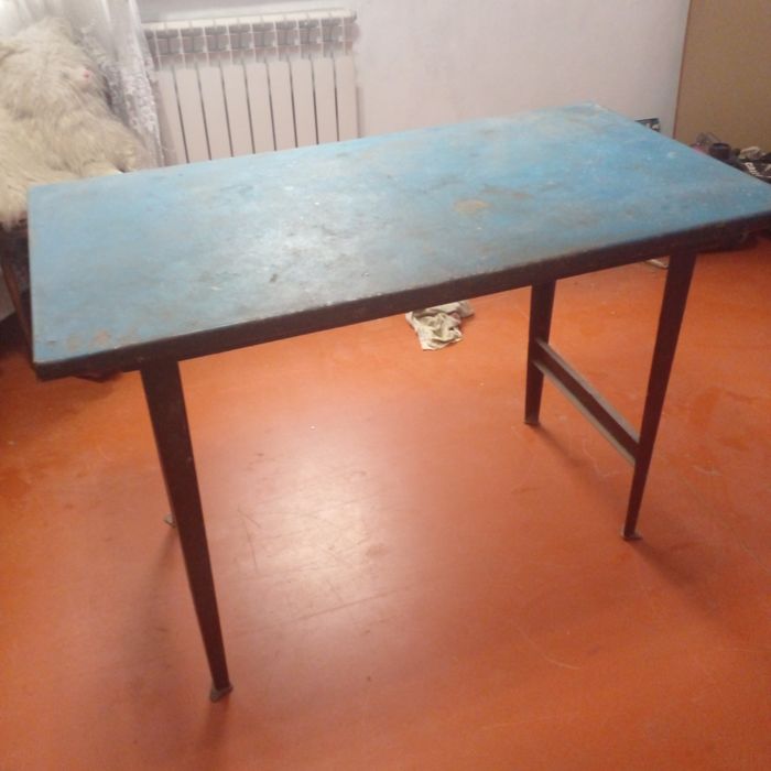 Стол железный 120×65