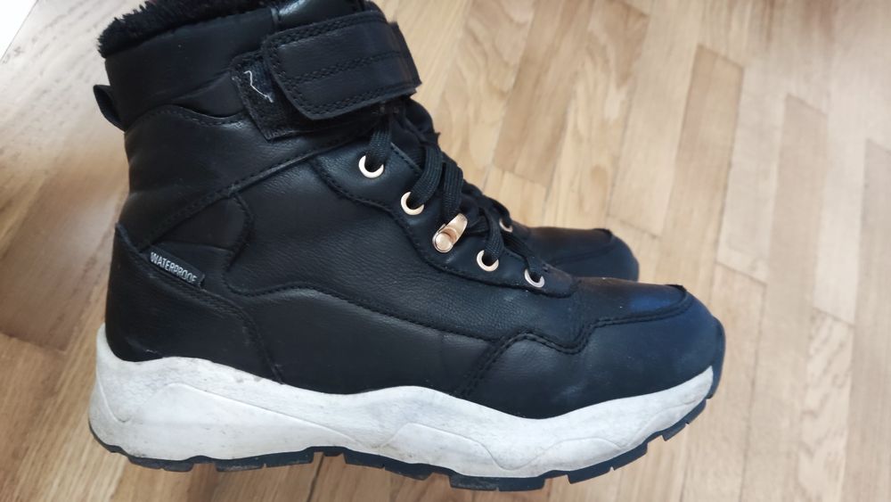 Зимние ботинки waterproof
