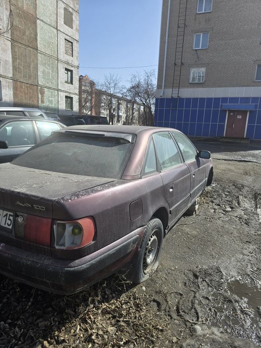 Ауди 100 С4 седан