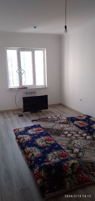 Срочно 2хонали уй сотилади.